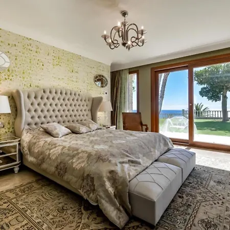 מלון Sea Views אל קאמפיו